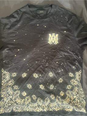 AMIRI Black T-shirt with Small Gold Tag Detail
